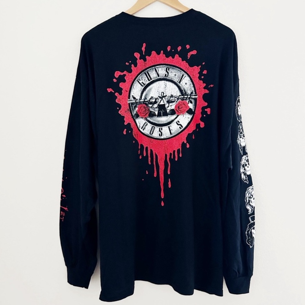 NWOT GUNS’S ROSES Tour Long Sleeve T-Shirt